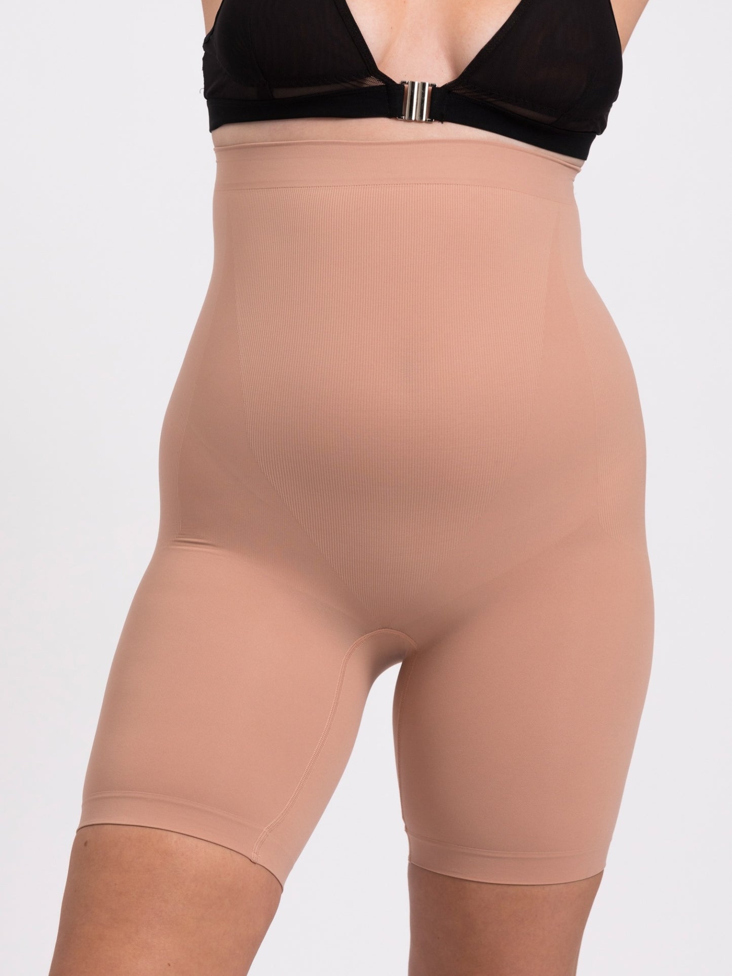 Alturra Highwaist Shaping shorts - Tan