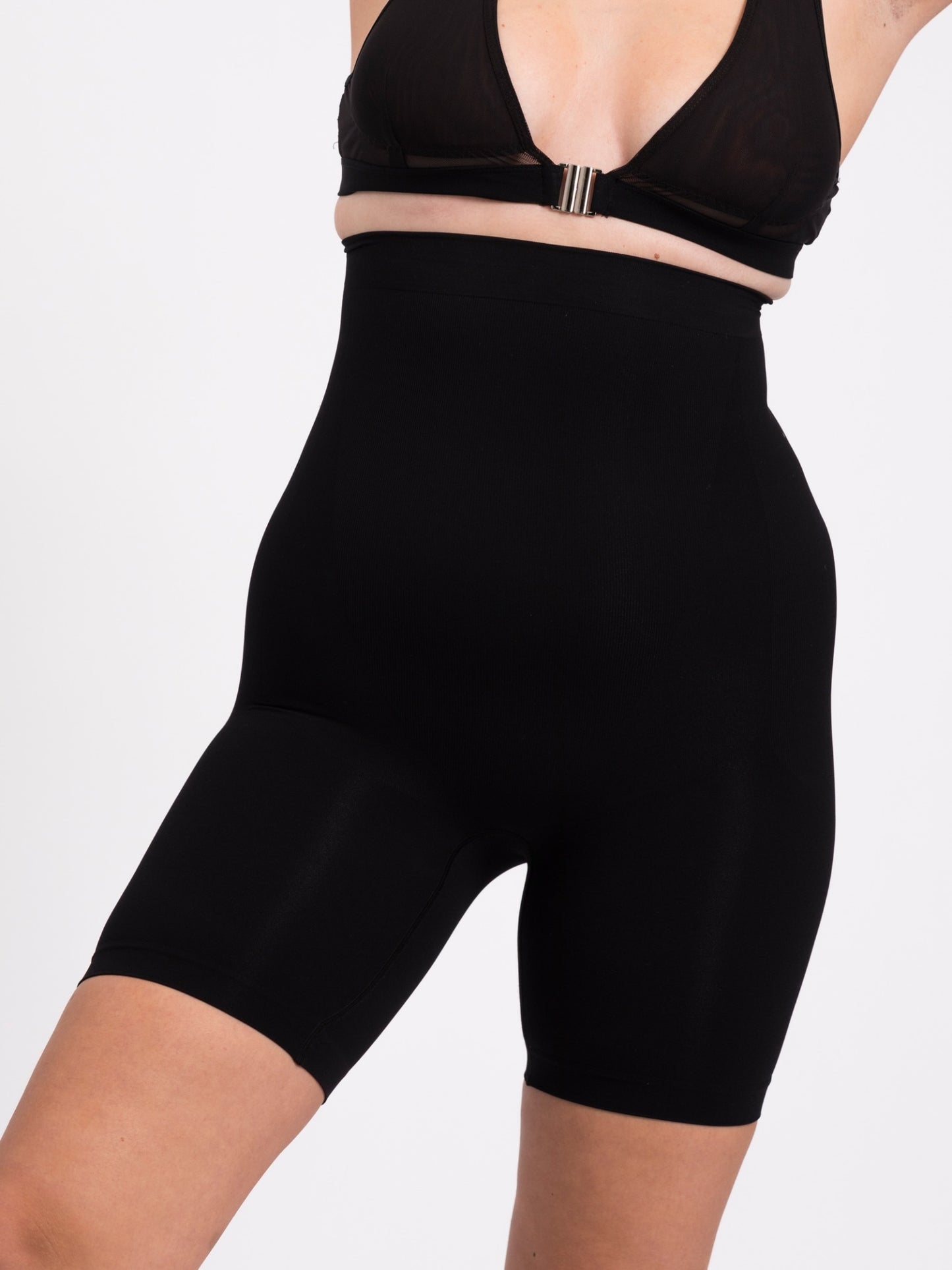 Alturra Highwaist Shaping shorts - Black